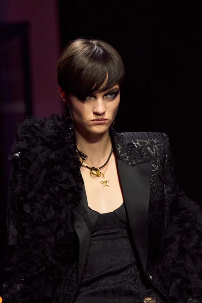 Look 125